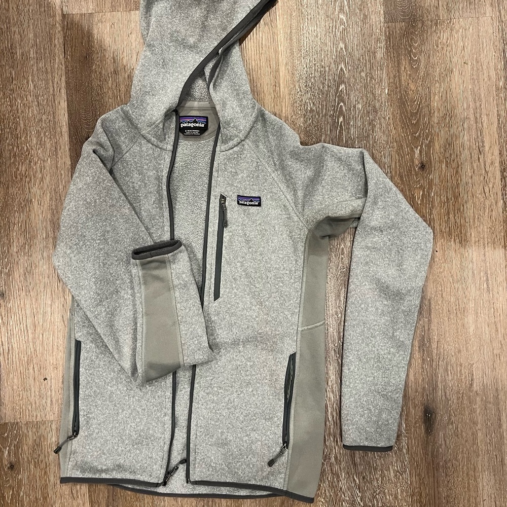 Patagonia Men’s Performance Better Sweater Hoody size small
